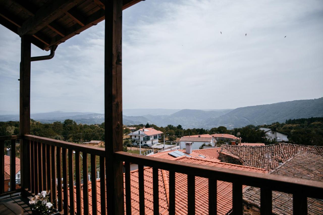 Hotel O balcón da ribeira Parada del Sil Exterior foto